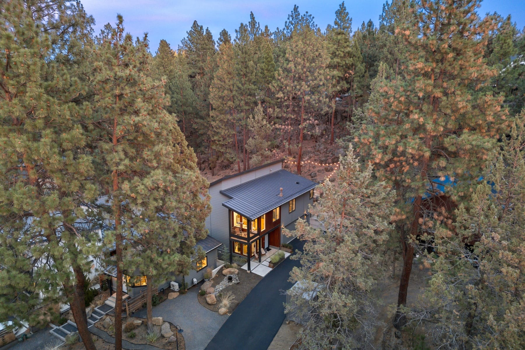 61552 Oakwood Place #1 & 2 Bend, OR 97702 - 物件實景