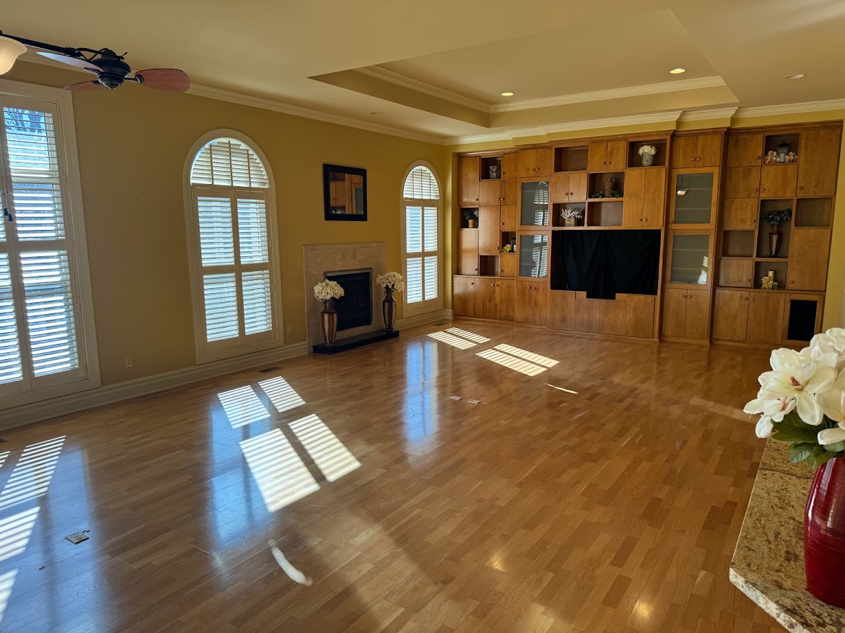 Kirksville, Missouri, 63501, United States, 5 Bedrooms Bedrooms, ,6 BathroomsBathrooms,Residential,For Sale,1982202