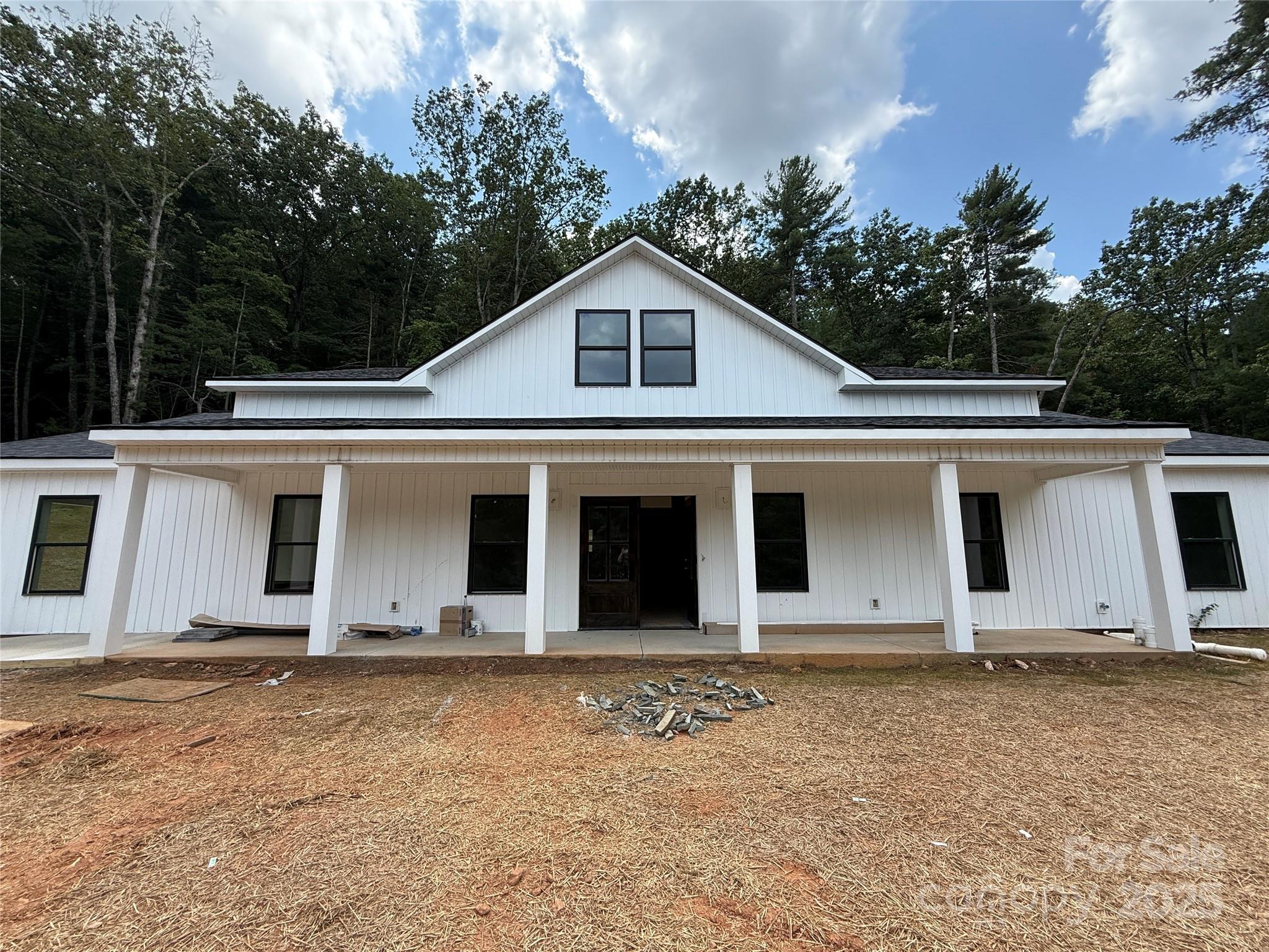 Lenoir, North Carolina, 28645, United States, 4 Bedrooms Bedrooms, ,3 BathroomsBathrooms,Residential,For Sale,1906492