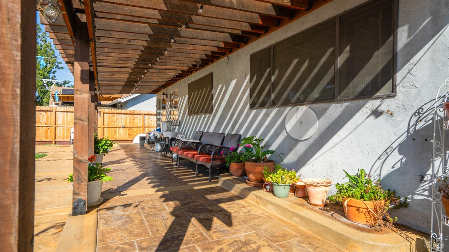 Vacaville, California, 95687, United States, 4 Bedrooms Bedrooms, ,2 BathroomsBathrooms,Residential,For Sale,1971477