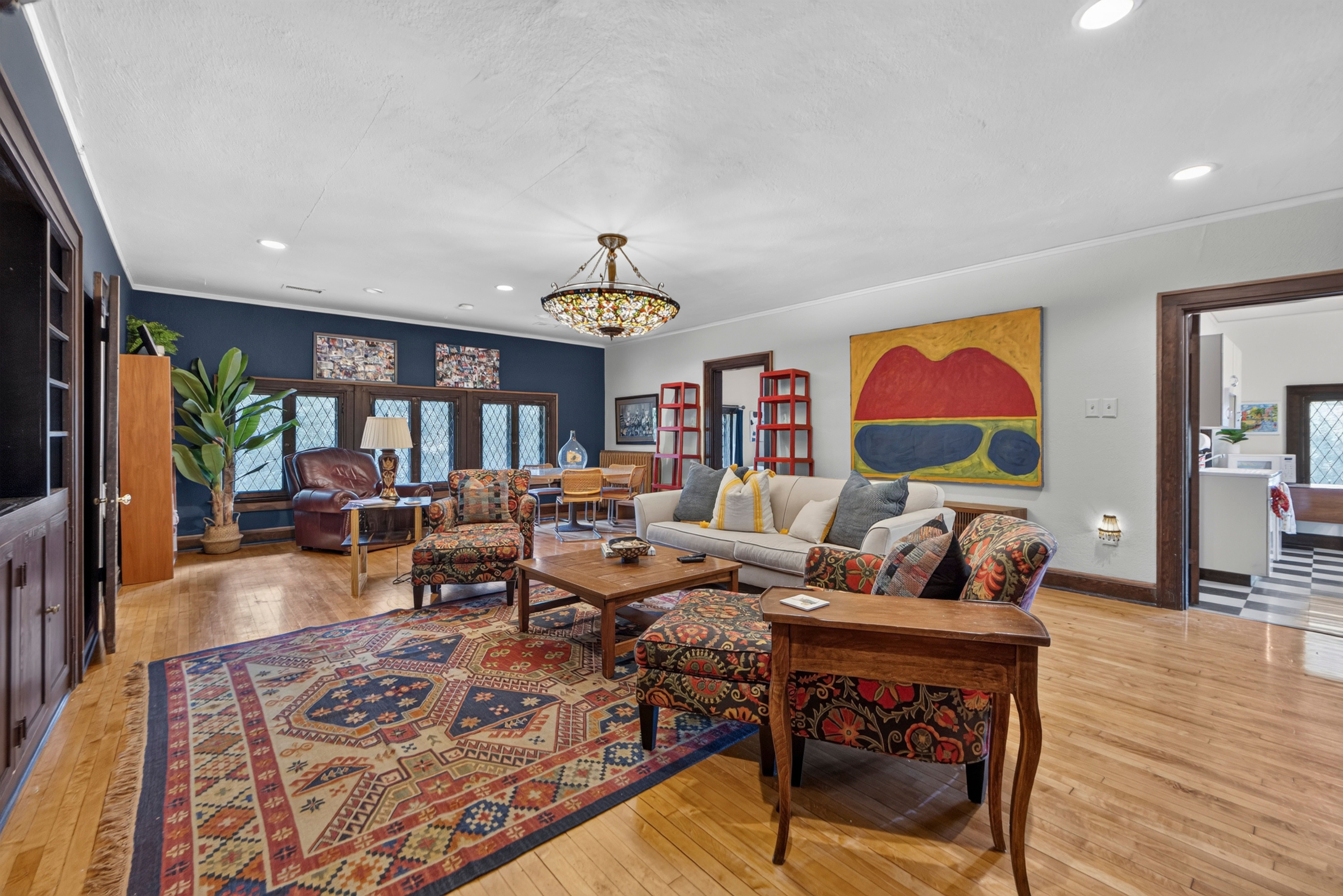  3726 Madison Avenue, Kansas City, MO 64111 - 物件實景