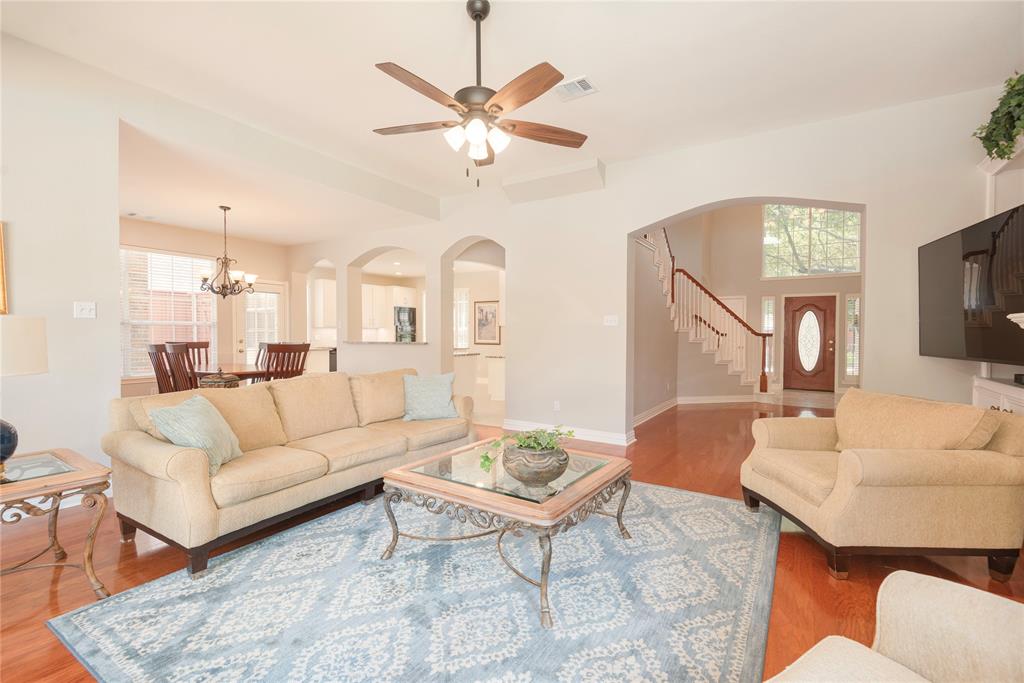 Plano, Texas, 75025, United States, 4 Bedrooms Bedrooms, ,4 BathroomsBathrooms,Residential,For Sale,1926203