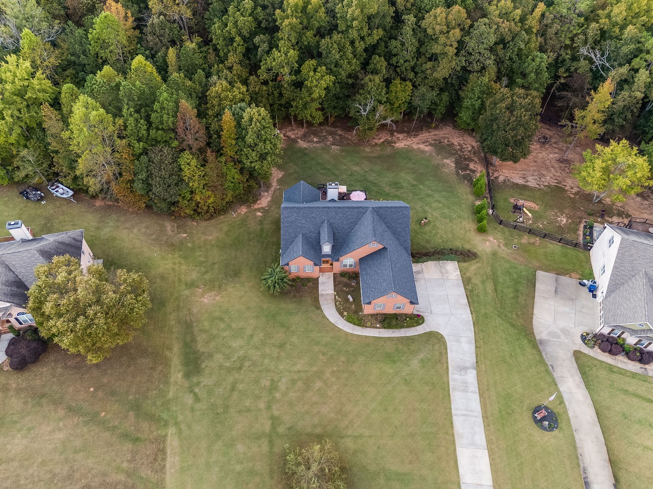 Whitesburg, Georgia, 30185, United States, 4 Bedrooms Bedrooms, ,3 BathroomsBathrooms,Residential,For Sale,1977664