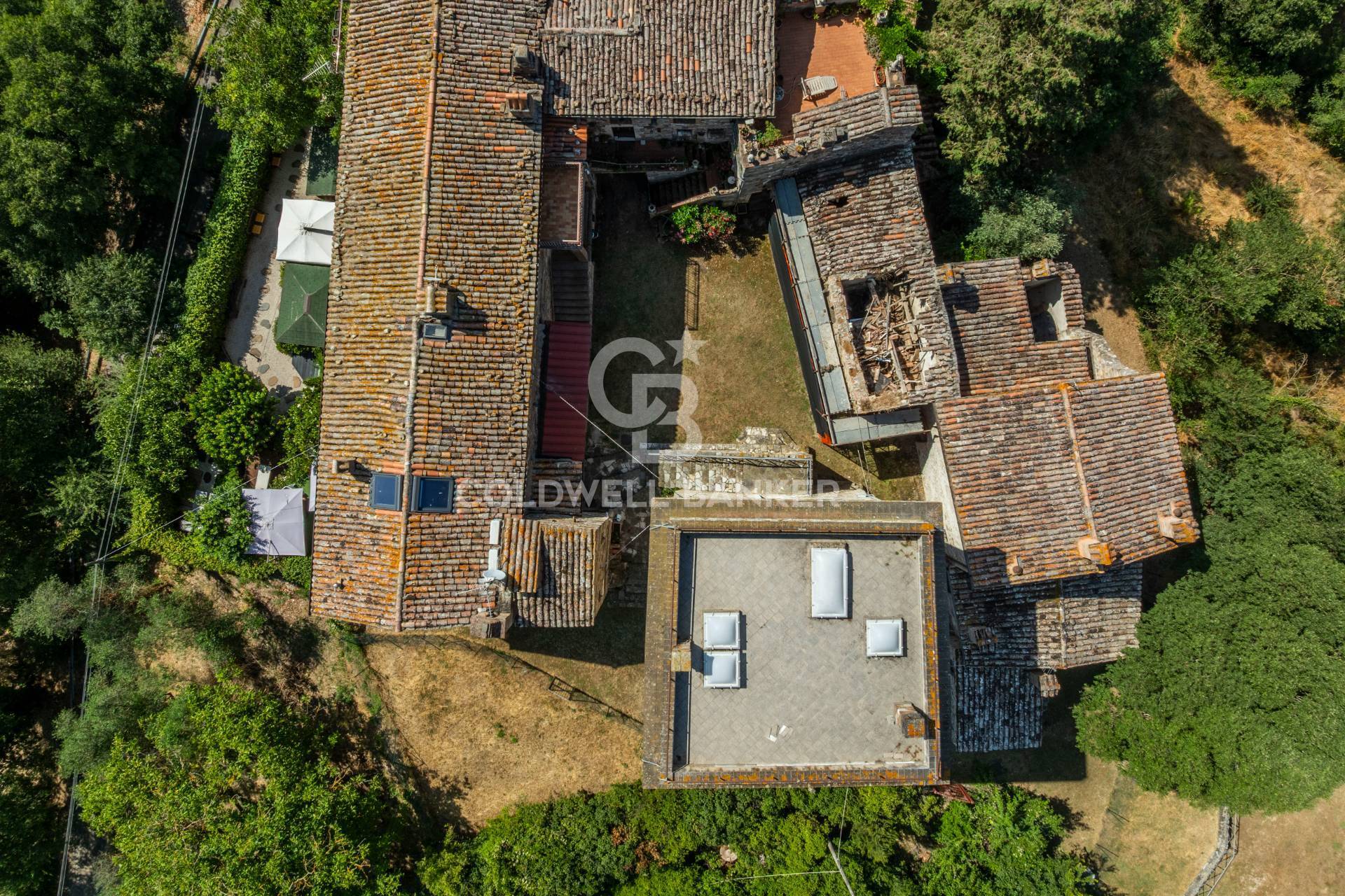 Todi, Perugia, 06059, IT, 10 Bedrooms Bedrooms, ,6 BathroomsBathrooms,Residential,For Sale,1890990