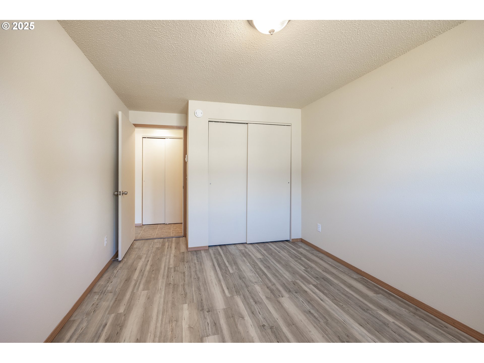 Centralia, Washington, 98531, United States, ,Residential,For Sale,1993494