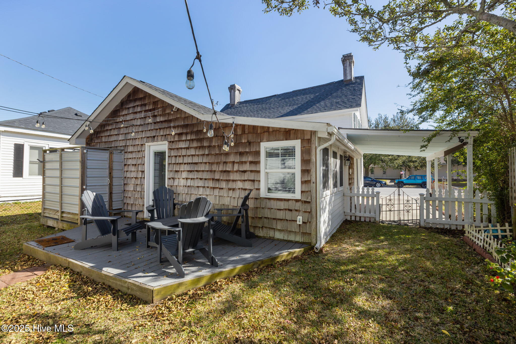 Beaufort, North Carolina, 28516, United States, 3 Bedrooms Bedrooms, ,2 BathroomsBathrooms,Residential,For Sale,1994463