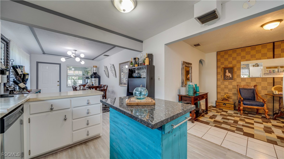 Naples, Florida, 34108, United States, 2 Bedrooms Bedrooms, ,2 BathroomsBathrooms,Residential,For Sale,1988856