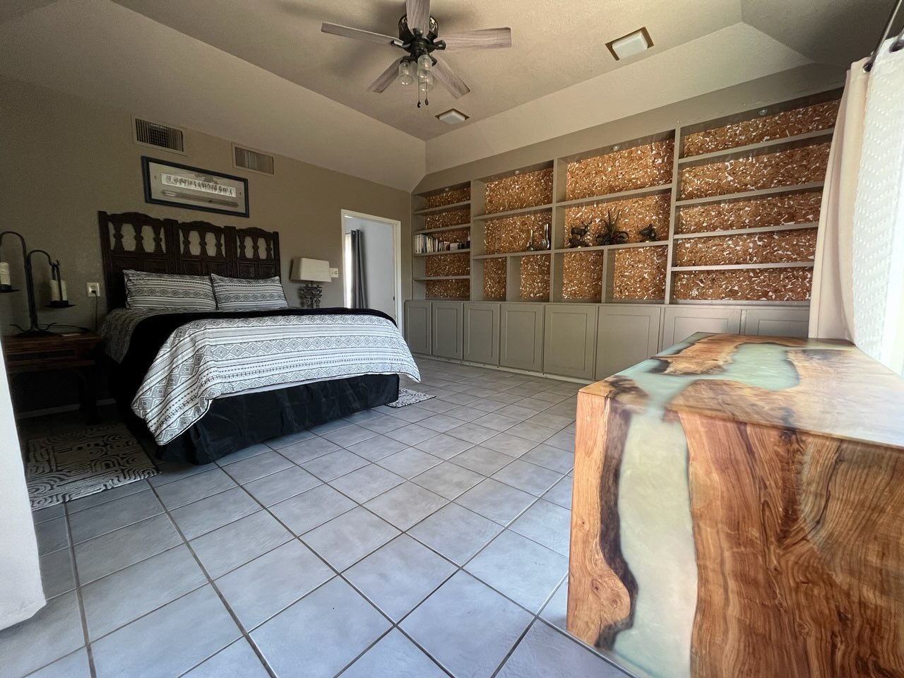 Carlsbad, New Mexico, 88220, United States, 5 Bedrooms Bedrooms, ,5 BathroomsBathrooms,Residential,For Sale,1984272