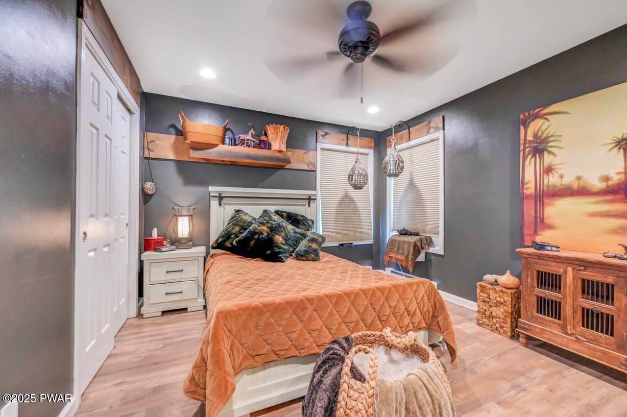 Dingmans Ferry, Pennsylvania, 18328, United States, 2 Bedrooms Bedrooms, ,1 BathroomBathrooms,Residential,For Sale,2006132