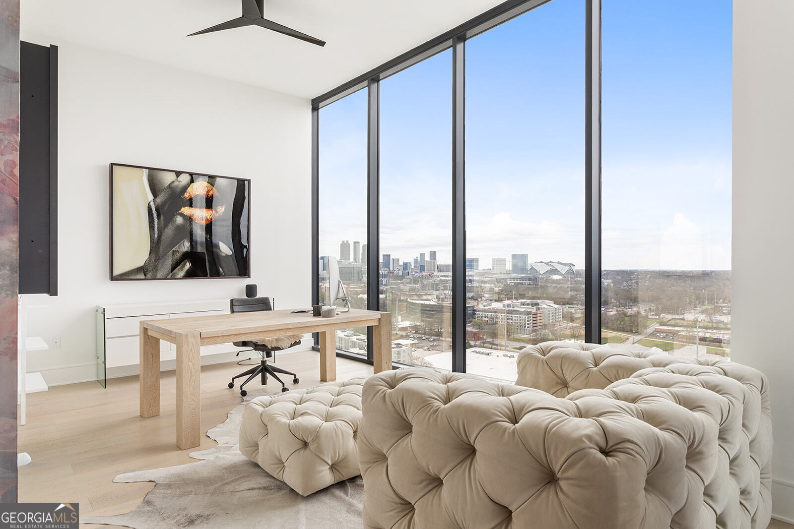 Atlanta, Georgia, 30318, United States, 2 Bedrooms Bedrooms, ,3 BathroomsBathrooms,Residential,For Sale,1989476