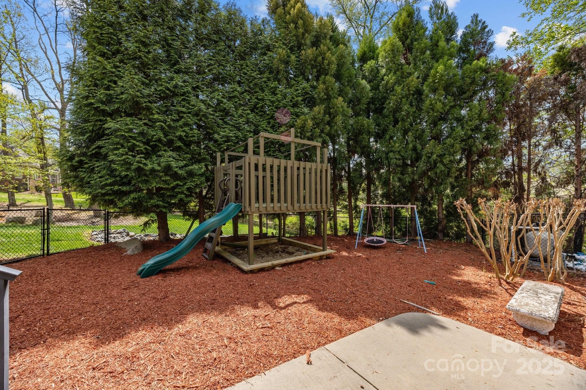 Salisbury, North Carolina, 28146, United States, 4 Bedrooms Bedrooms, ,4 BathroomsBathrooms,Residential,For Sale,1888803