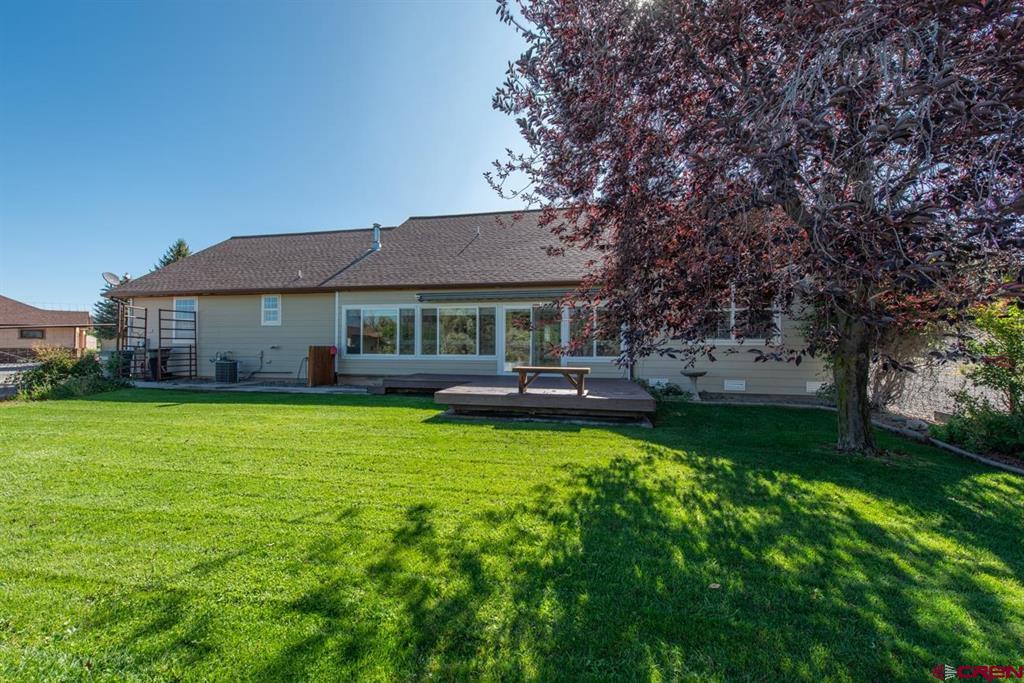 Montrose, Colorado, 81403, United States, 3 Bedrooms Bedrooms, ,2 BathroomsBathrooms,Residential,For Sale,1977225