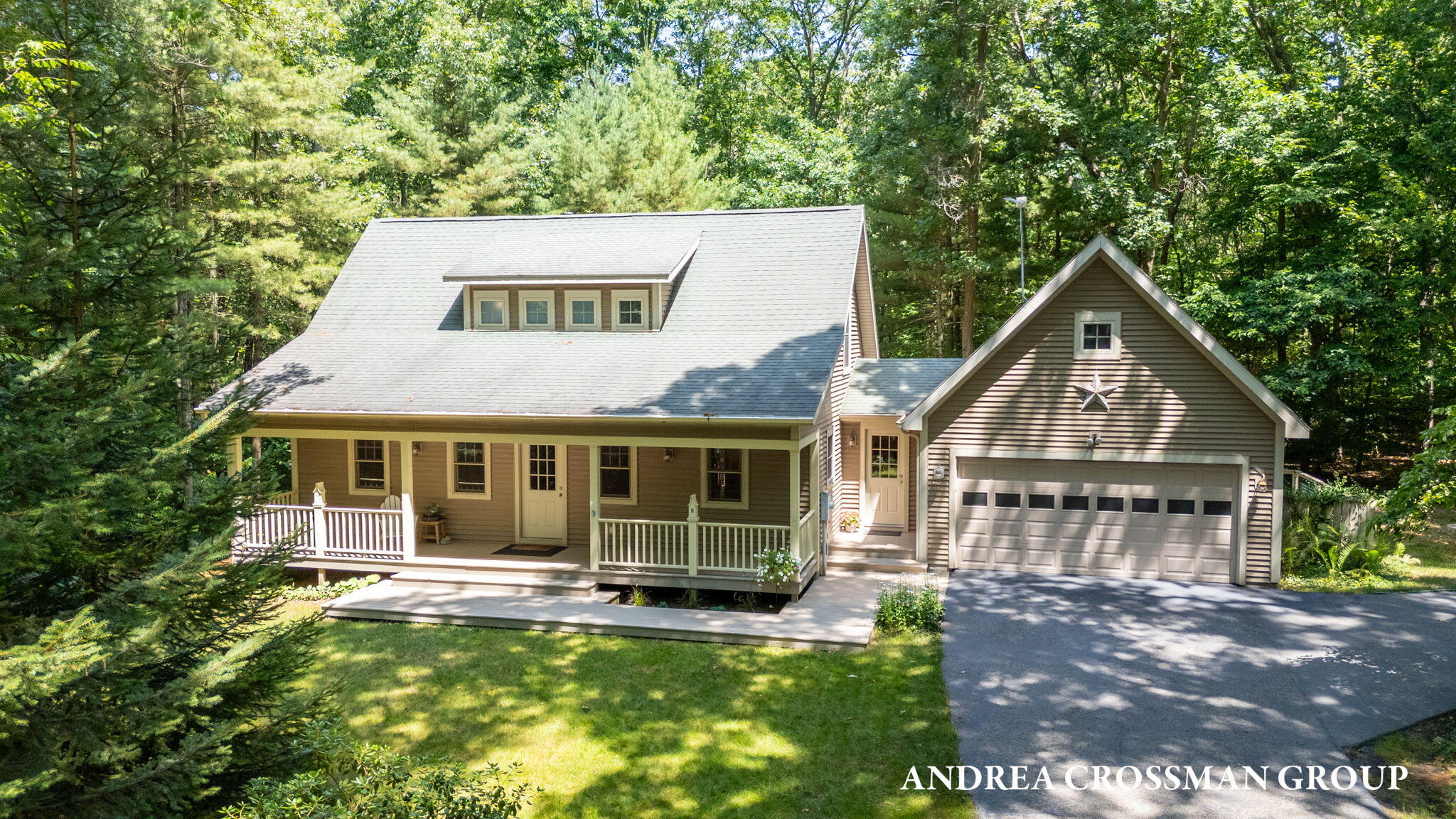 Saugatuck, Michigan, 49453, United States, 2 Bedrooms Bedrooms, ,2 BathroomsBathrooms,Residential,For Sale,1890040