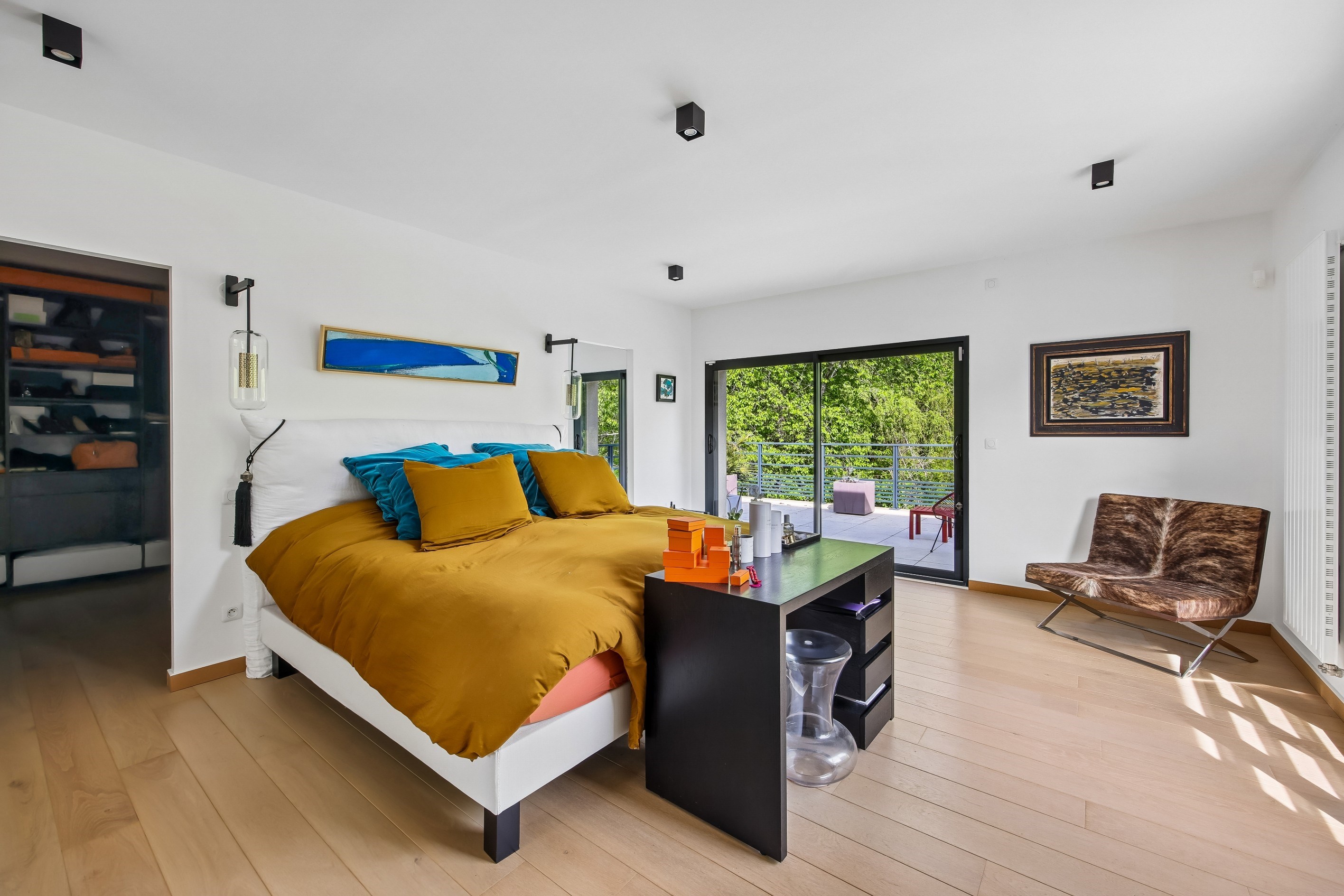  Modern luxury home - 物件實景