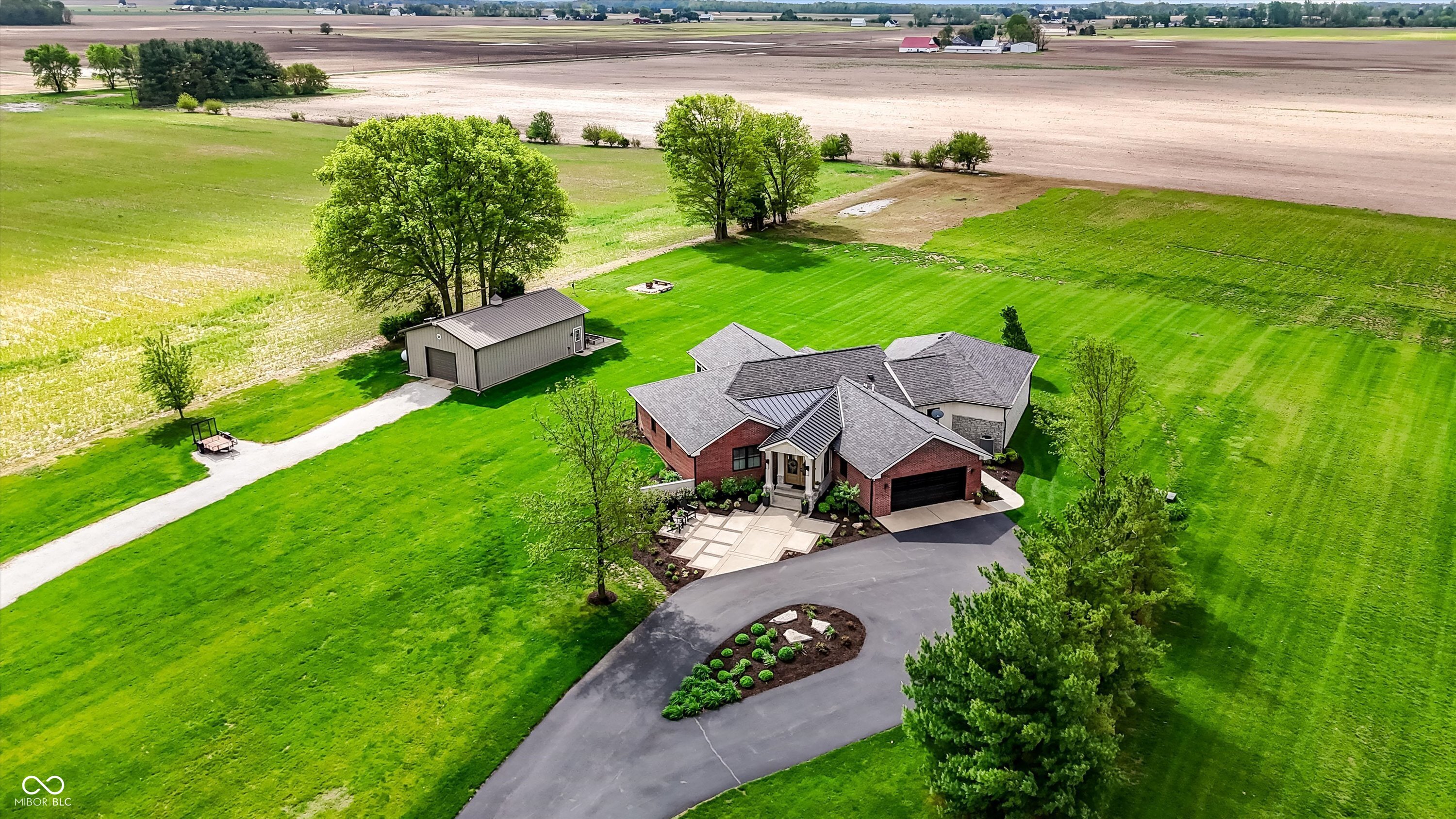 Shelbyville, Indiana, 46176, United States, 4 Bedrooms Bedrooms, ,3 BathroomsBathrooms,Residential,For Sale,2042484