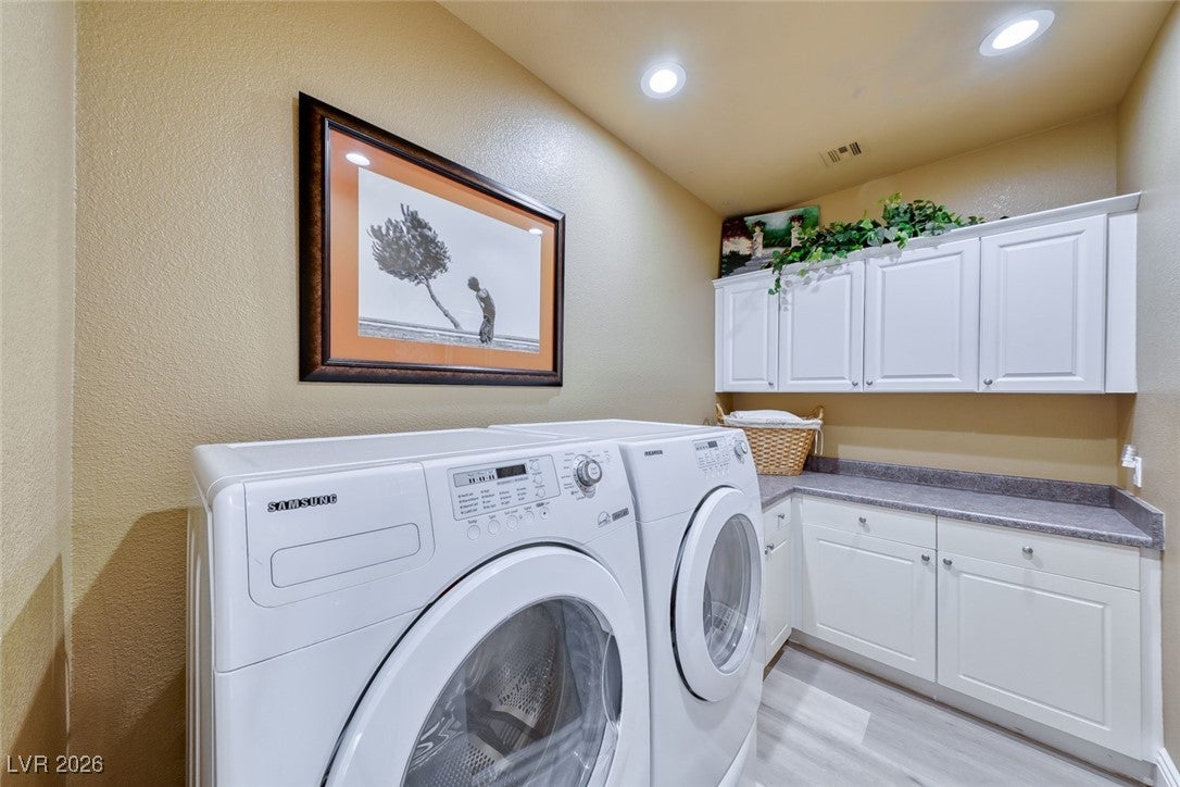 Las Vegas, Nevada, 89131, United States, 3 Bedrooms Bedrooms, ,2 BathroomsBathrooms,Residential,For Sale,2009747