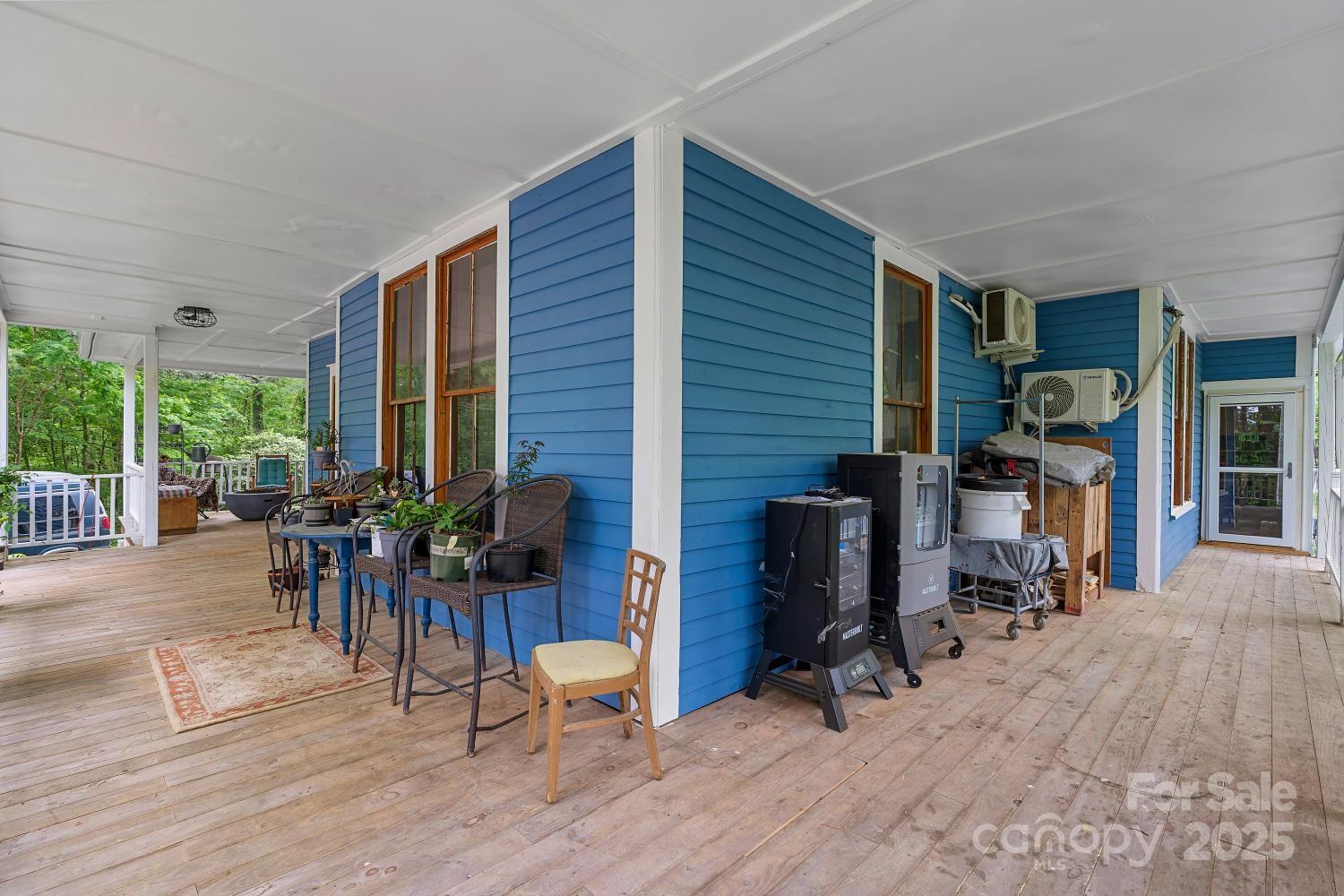 Hendersonville, North Carolina, 28739, United States, 6 Bedrooms Bedrooms, ,5 BathroomsBathrooms,Residential,For Sale,1825253