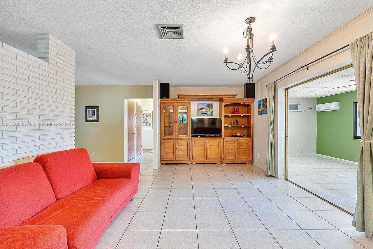Fort Lauderdale, Florida, 33312, United States, 4 Bedrooms Bedrooms, ,2 BathroomsBathrooms,Residential,For Sale,1837801