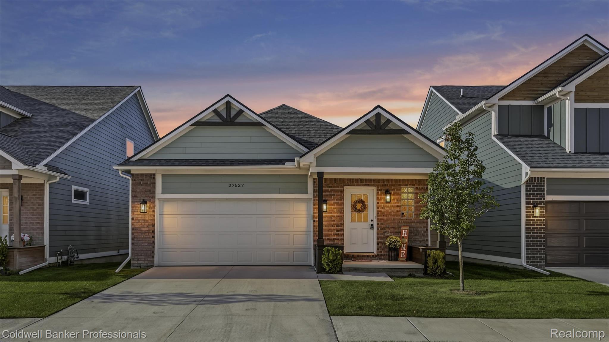 Maryjane Ln, New Baltimore, MI 48047