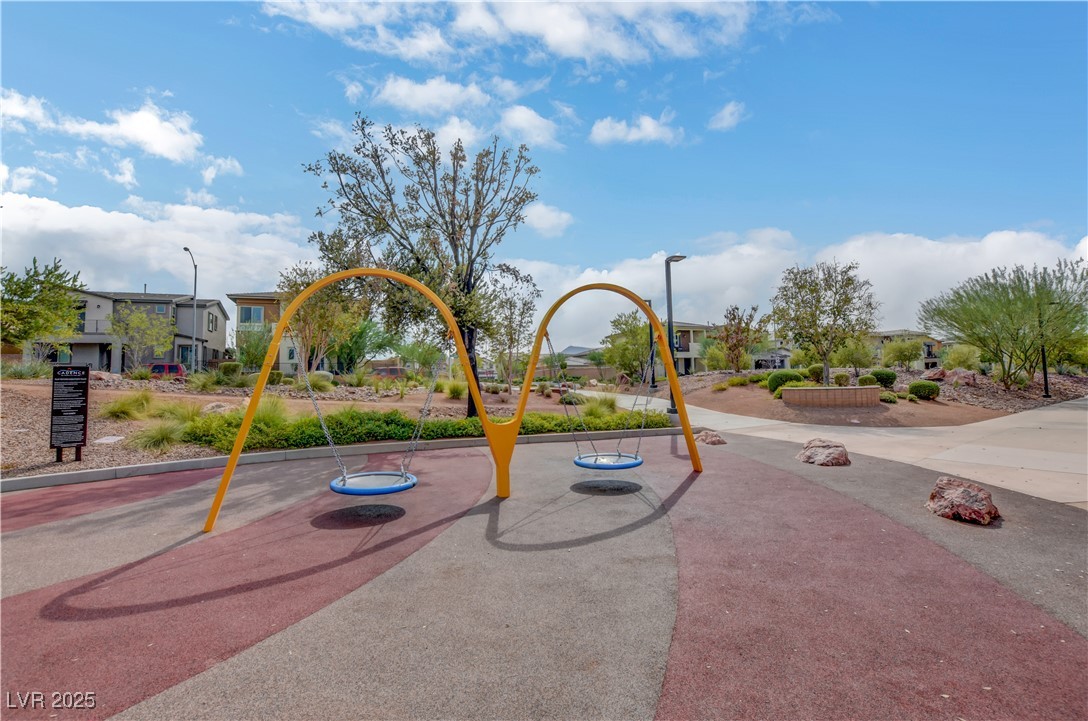 Henderson, Nevada, 89011, United States, 3 Bedrooms Bedrooms, ,2 BathroomsBathrooms,Residential,For Sale,1848397