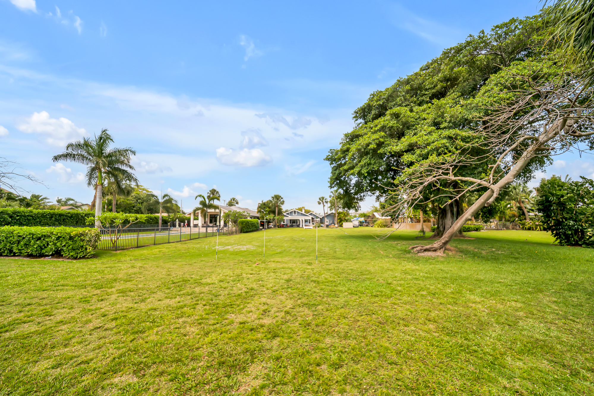  1408 N Lakeside Drive - 物件實景