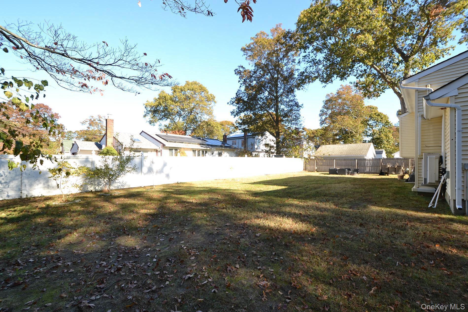 Patchogue, New York, 11772, United States, 3 Bedrooms Bedrooms, ,1 BathroomBathrooms,Residential,For Sale,1972956