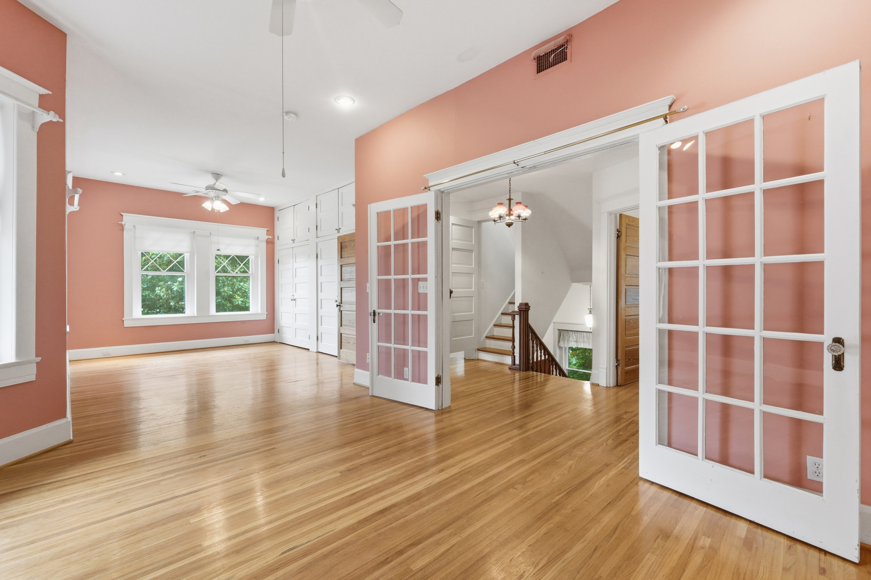  2037 Tyler Lane, Louisville, KY 40205 - 物件實景