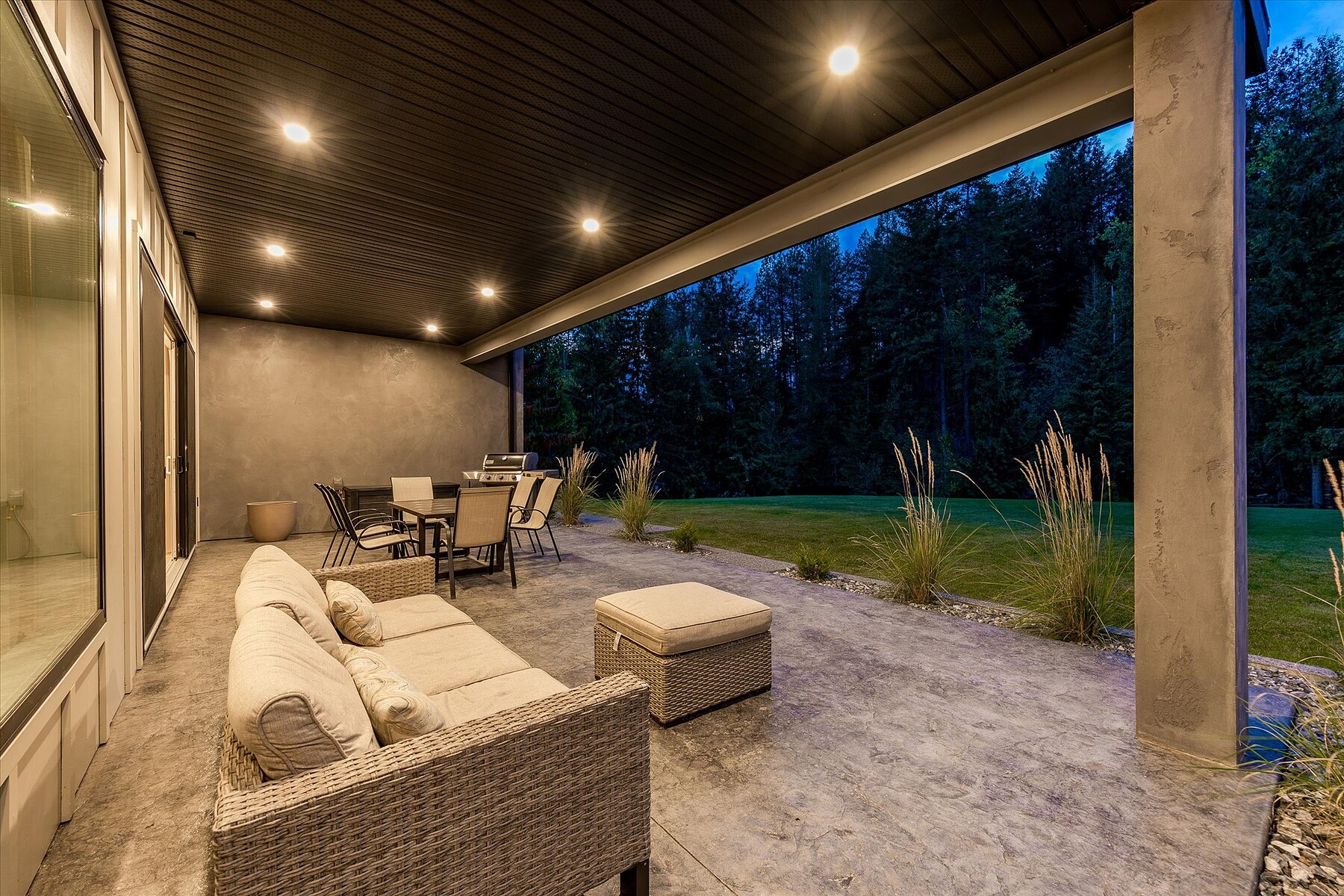  Gorgeous Custom Home - 物件實景