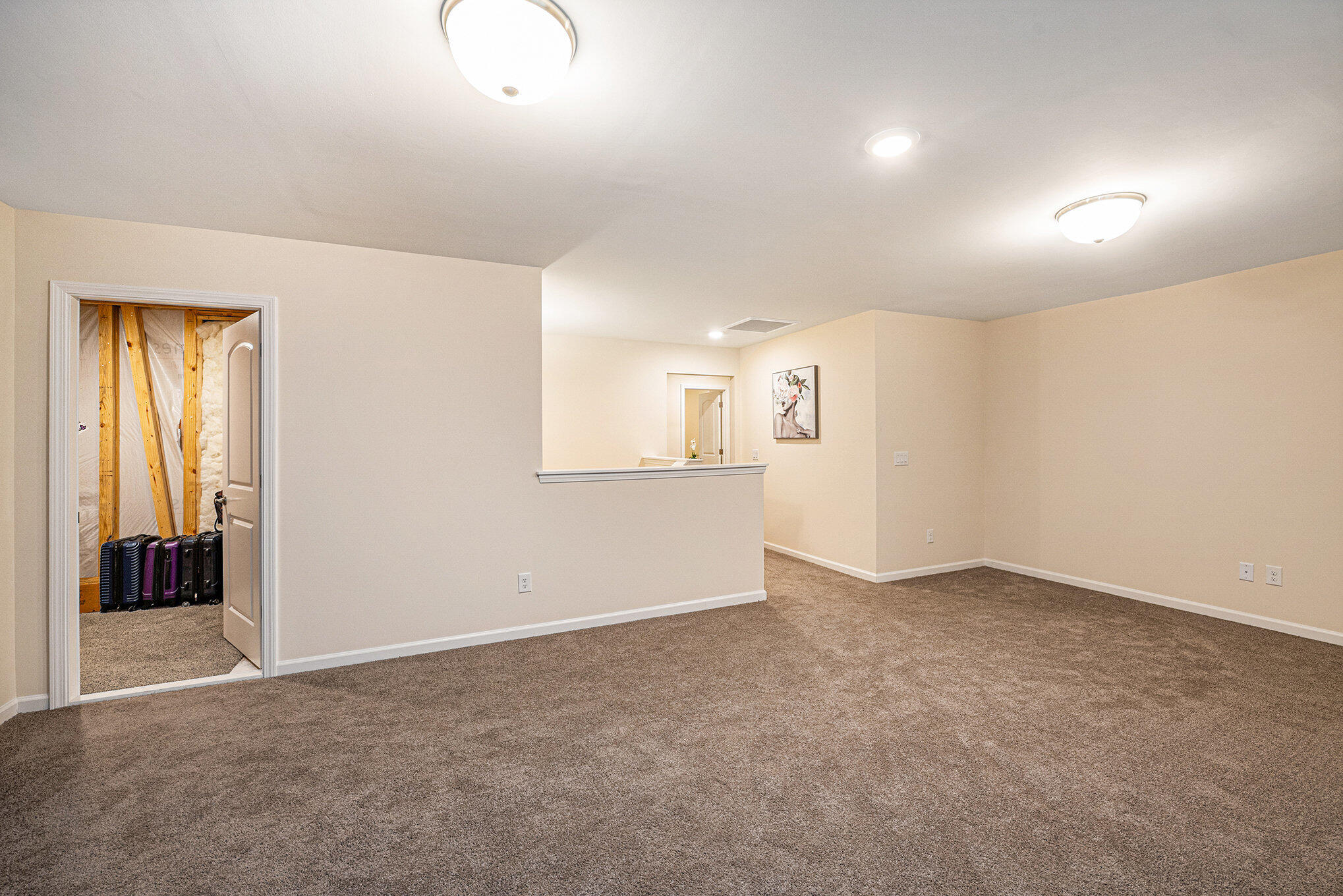 Summerville, South Carolina, 29486, United States, 4 Bedrooms Bedrooms, ,3 BathroomsBathrooms,Residential,For Sale,1882681