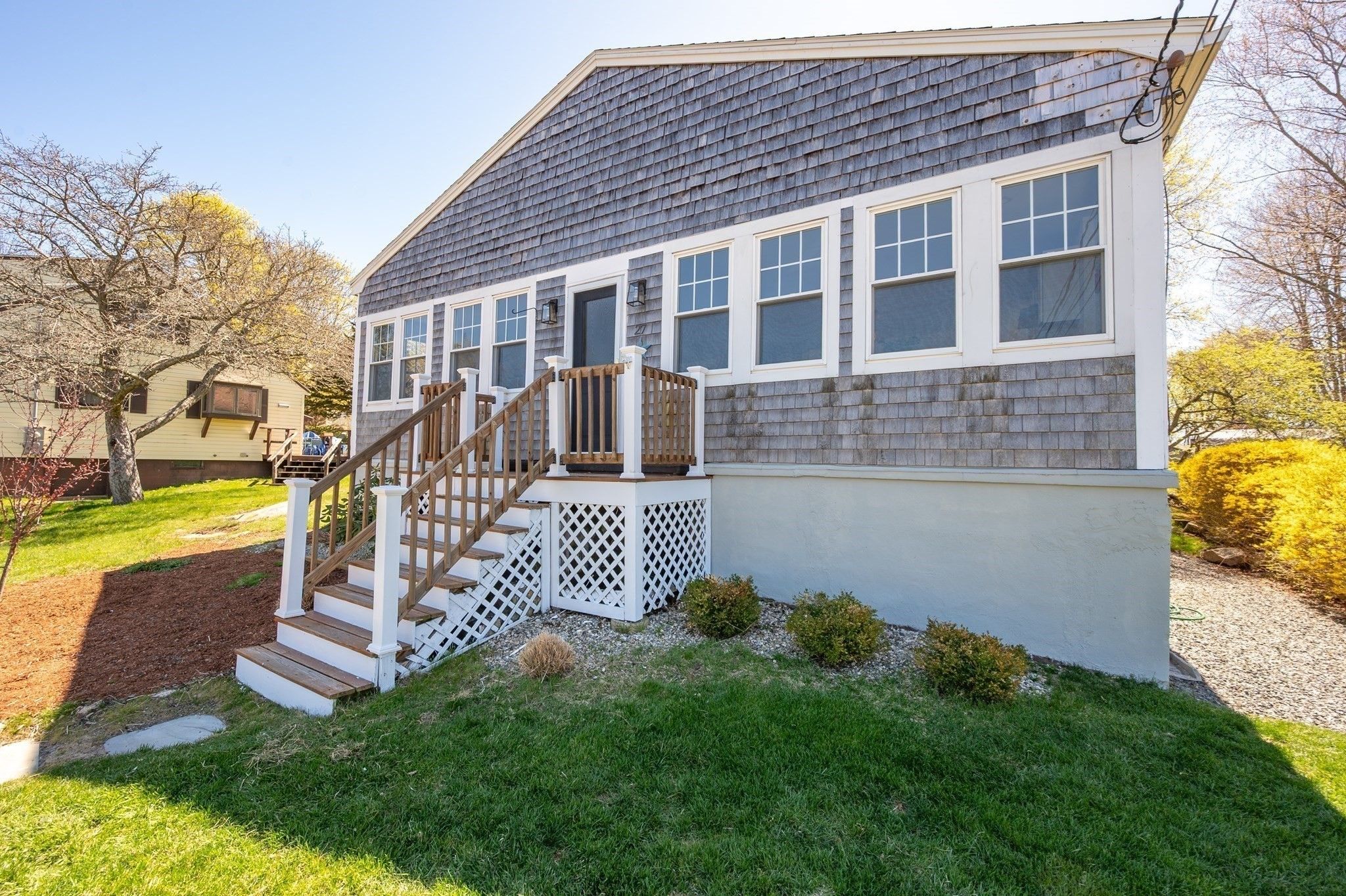  27 Gee Avenue, Gloucester, MA, 01930 - 物件實景