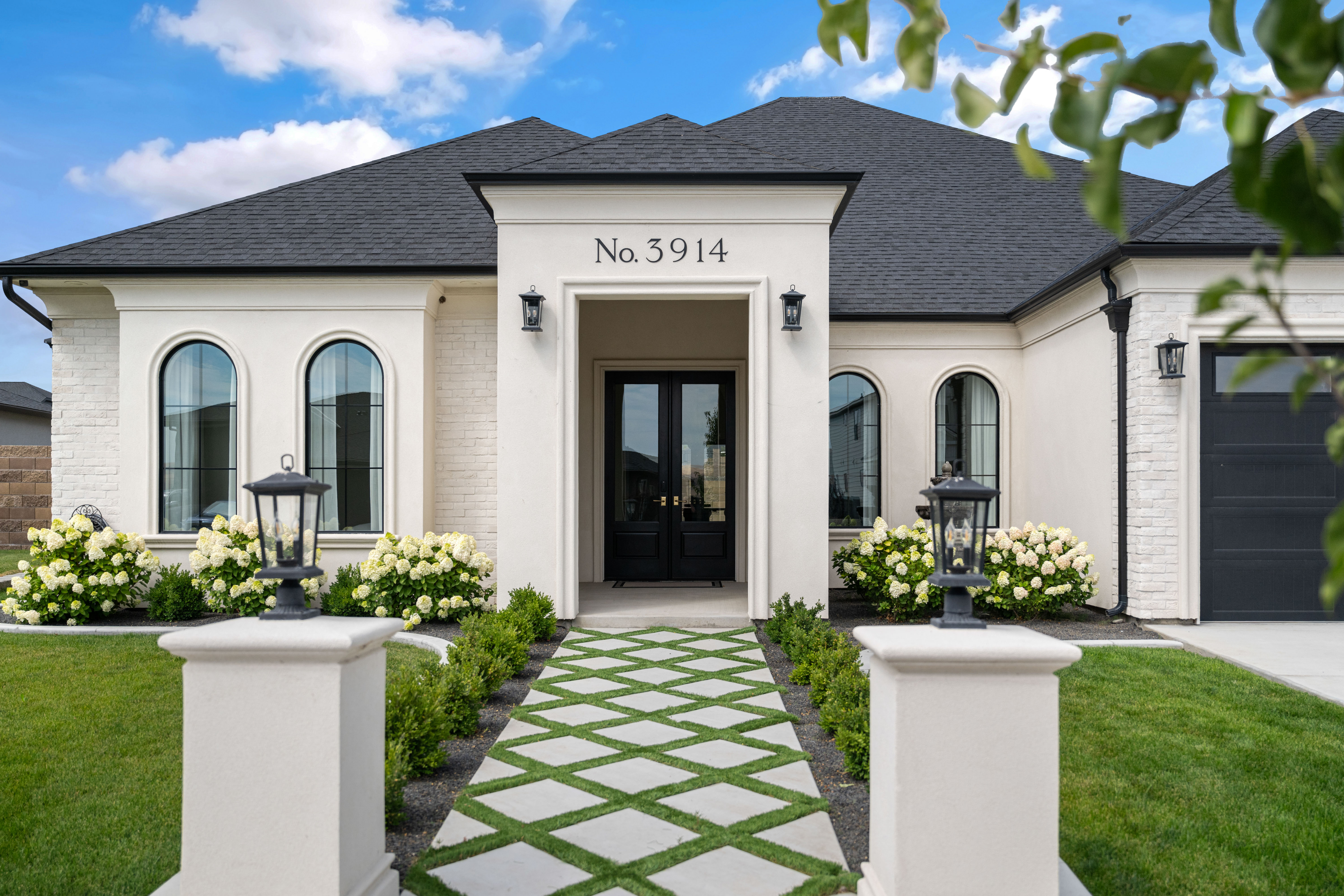 A Timeless Expression of French-Inspired Elegance - 物件實景