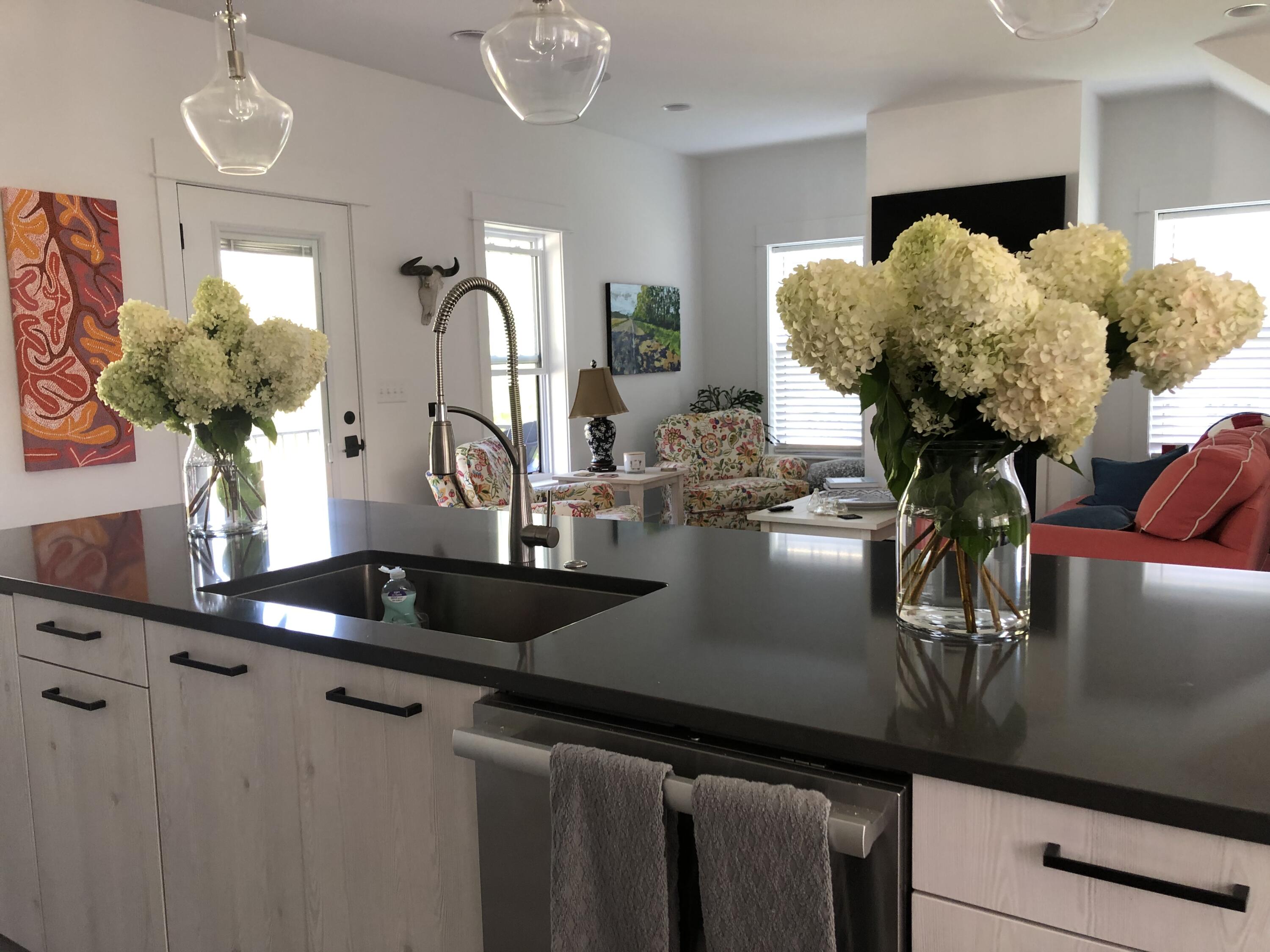 Douglas, Michigan, 49406, United States, 3 Bedrooms Bedrooms, ,3 BathroomsBathrooms,Residential,For Sale,1979342