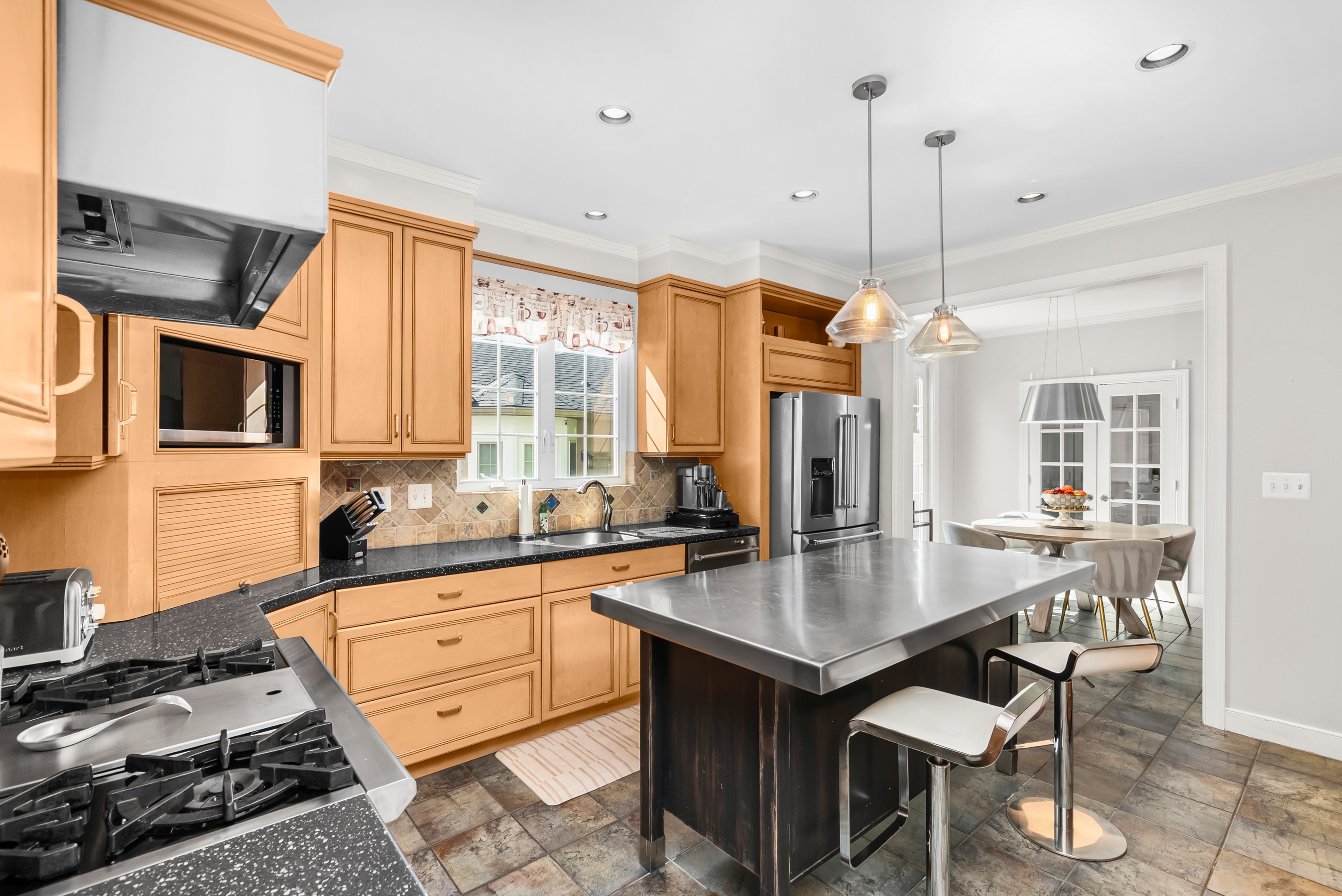  ROLAND PARK - 物件實景