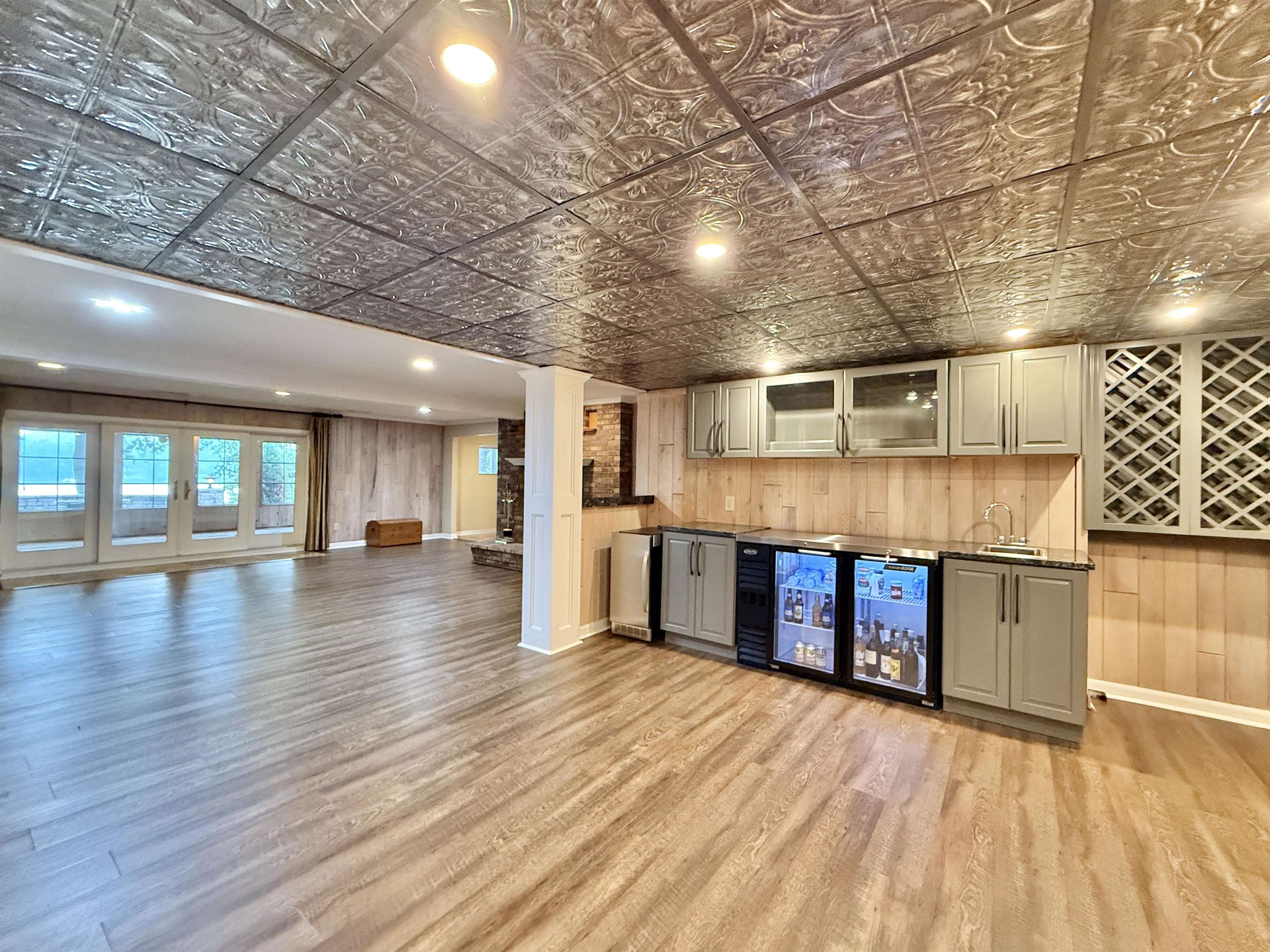Beloit, Wisconsin, 53511, United States, 4 Bedrooms Bedrooms, ,3 BathroomsBathrooms,Residential,For Sale,1908043