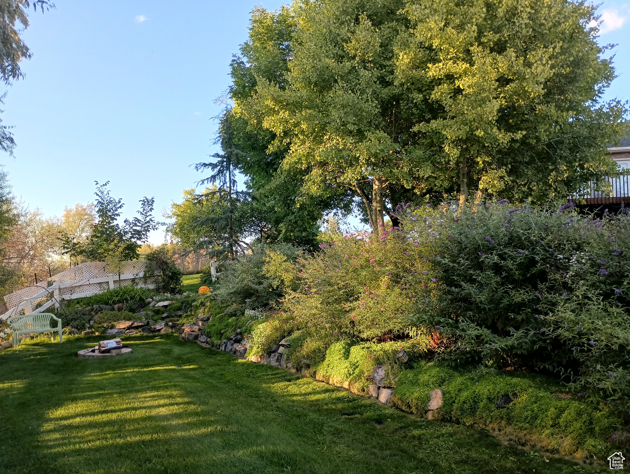 Payson, Utah, 84651, United States, 4 Bedrooms Bedrooms, ,5 BathroomsBathrooms,Residential,For Sale,1977983