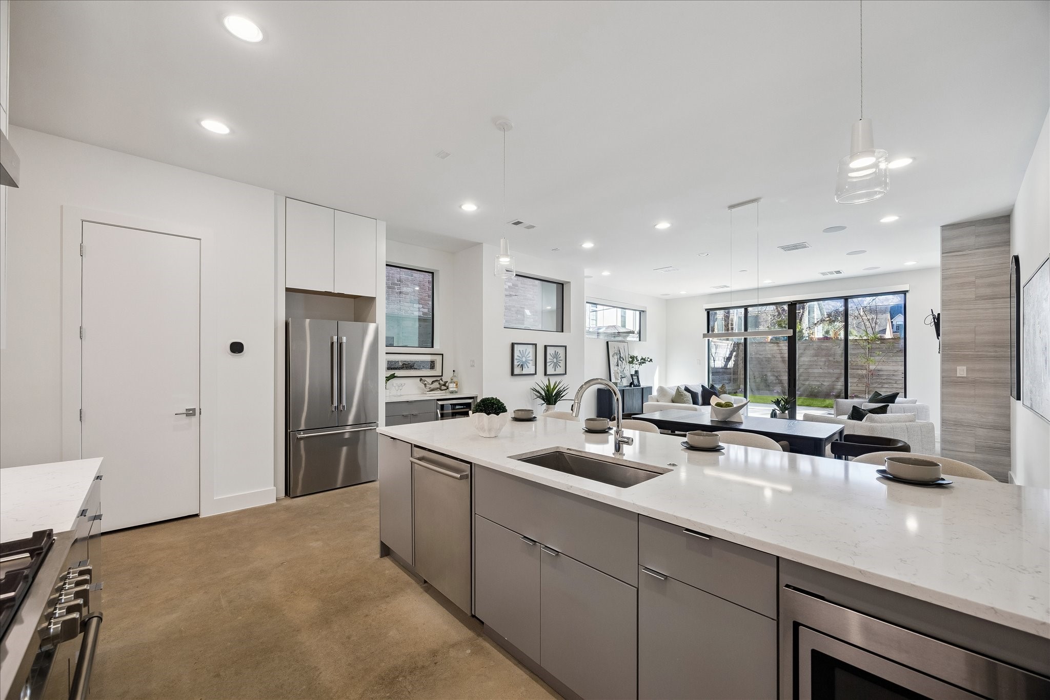  2147 Harold Street - 物件實景