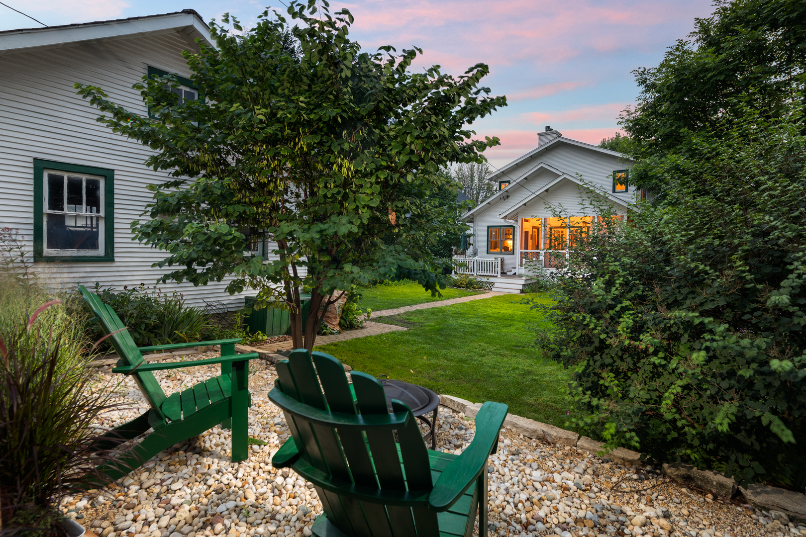 Naperville, Illinois, 60540, United States, 4 Bedrooms Bedrooms, ,4 BathroomsBathrooms,Residential,For Sale,1926208