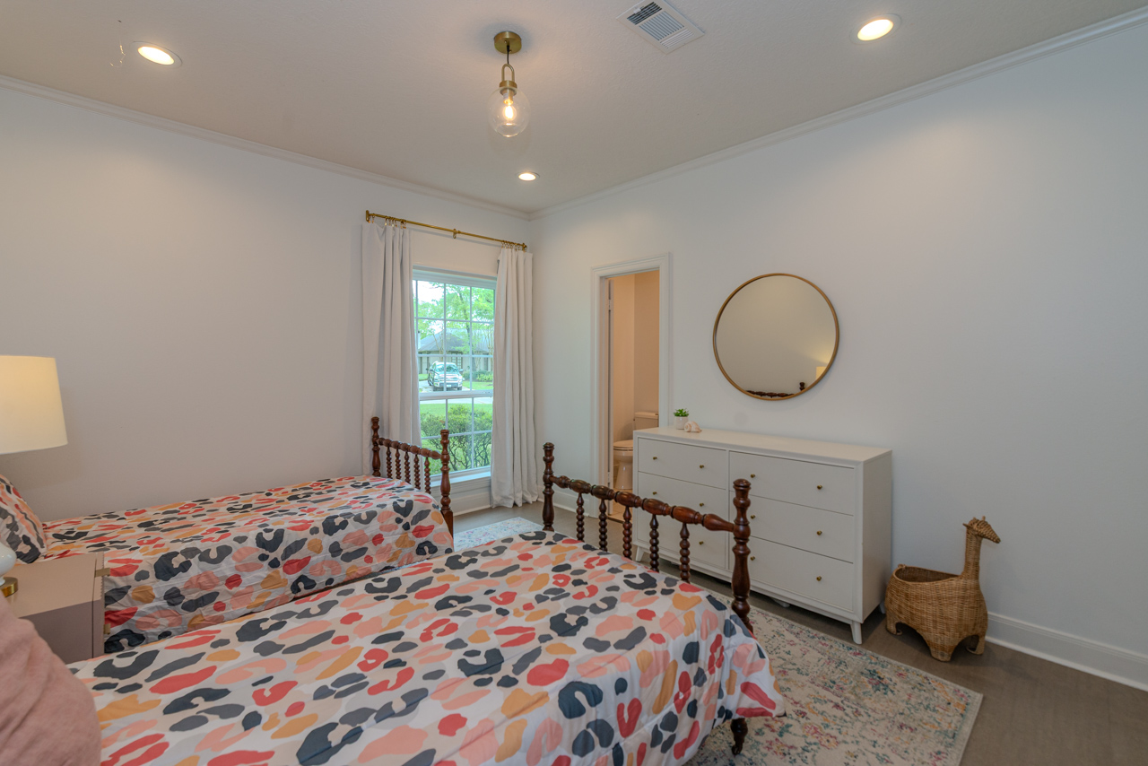 Beaumont, Texas, 77706, United States, 5 Bedrooms Bedrooms, ,4 BathroomsBathrooms,Residential,For Sale,1892171