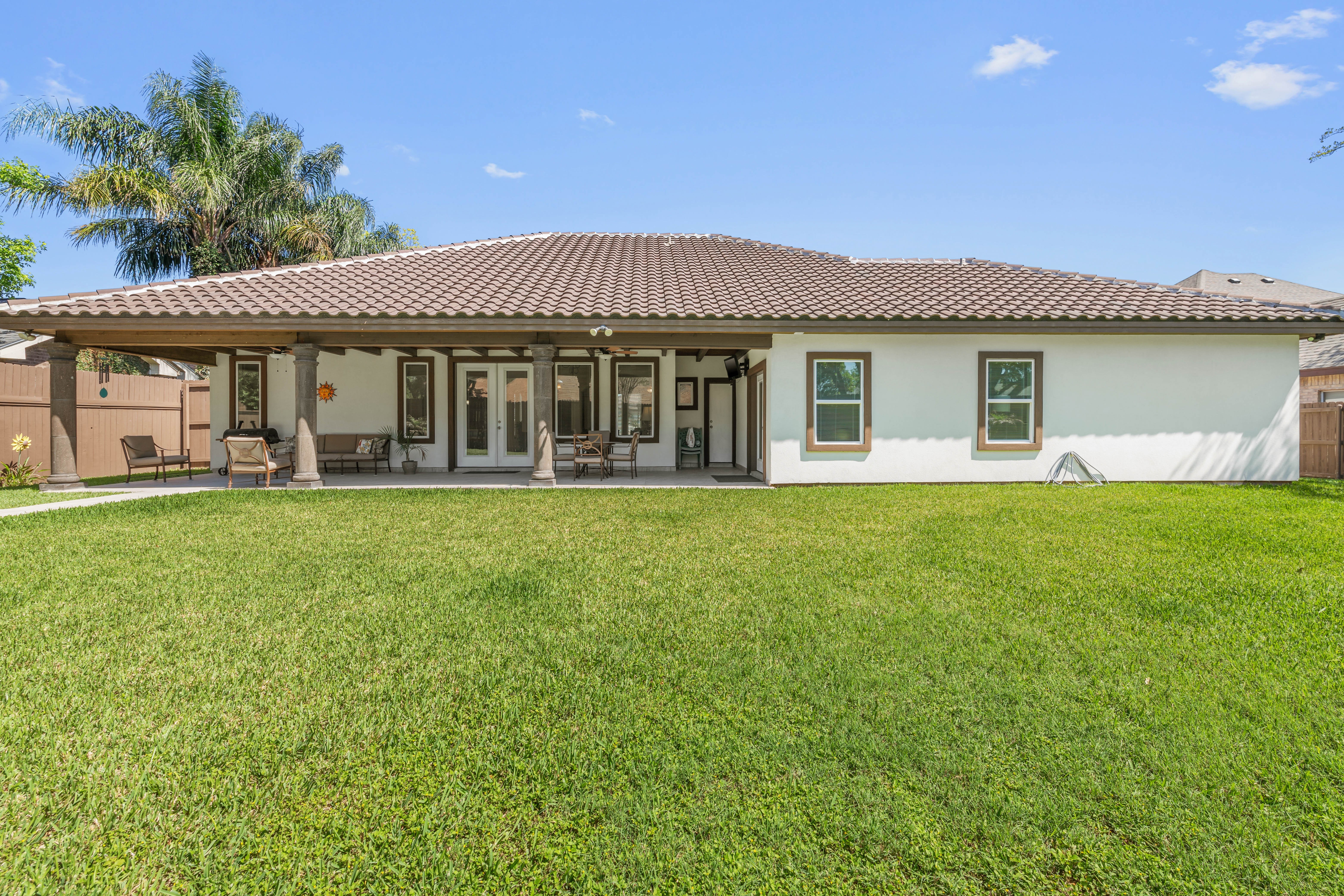 Mission, Texas, 78572, United States, 3 Bedrooms Bedrooms, ,4 BathroomsBathrooms,Residential,For Sale,1762015