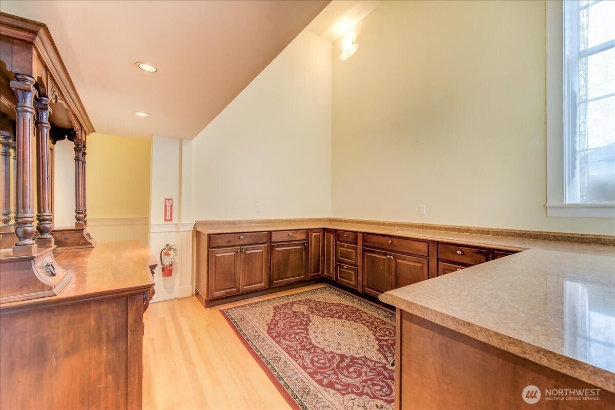 Sumner, Washington, 98390, United States, 4 Bedrooms Bedrooms, ,3 BathroomsBathrooms,Residential,For Sale,1992043