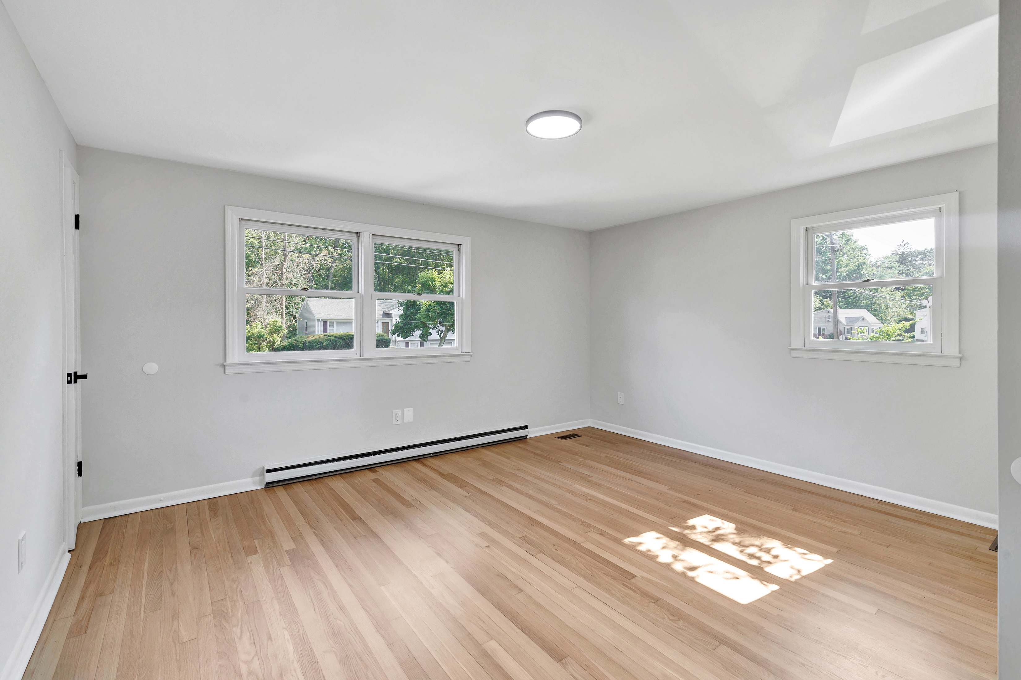 bridgeport, Connecticut, 06606, United States, 4 Bedrooms Bedrooms, ,3 BathroomsBathrooms,Residential,For Sale,1903043