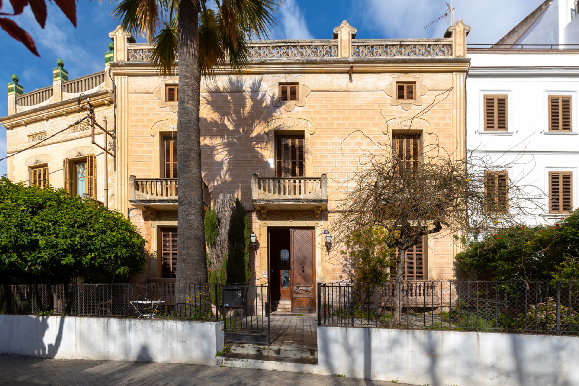  Modernist house to renovate in the center of El Masnou - 物件實景