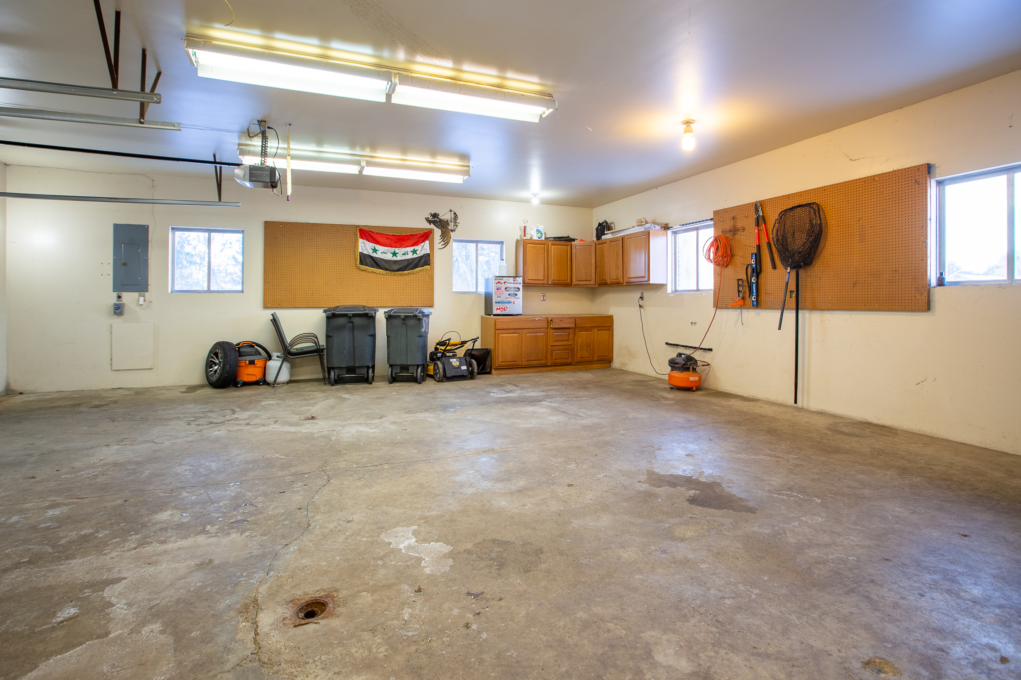 Davison, Michigan, 48423, United States, 6 Bedrooms Bedrooms, ,3 BathroomsBathrooms,Residential,For Sale,2010801