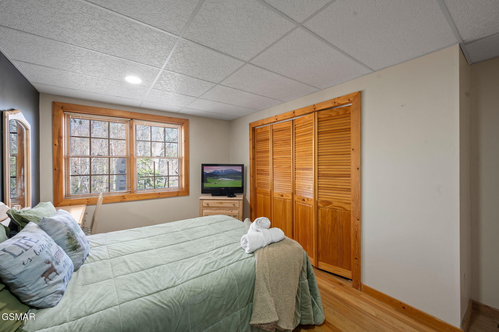 Gatlinburg, Tennessee, 37738, United States, 3 Bedrooms Bedrooms, ,3 BathroomsBathrooms,Residential,For Sale,1977733