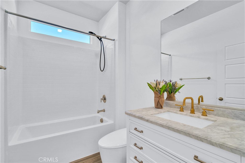 Menifee, California, 92584, United States, 5 Bedrooms Bedrooms, ,3 BathroomsBathrooms,Residential,For Sale,1936987