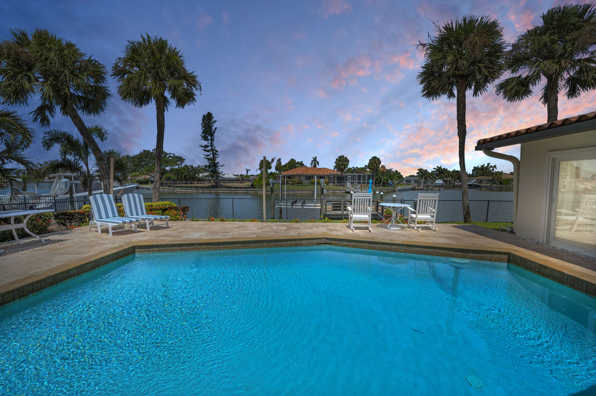 St Petersburg, Florida, 33703, United States, 4 Bedrooms Bedrooms, ,3 BathroomsBathrooms,Residential,For Sale,1978536