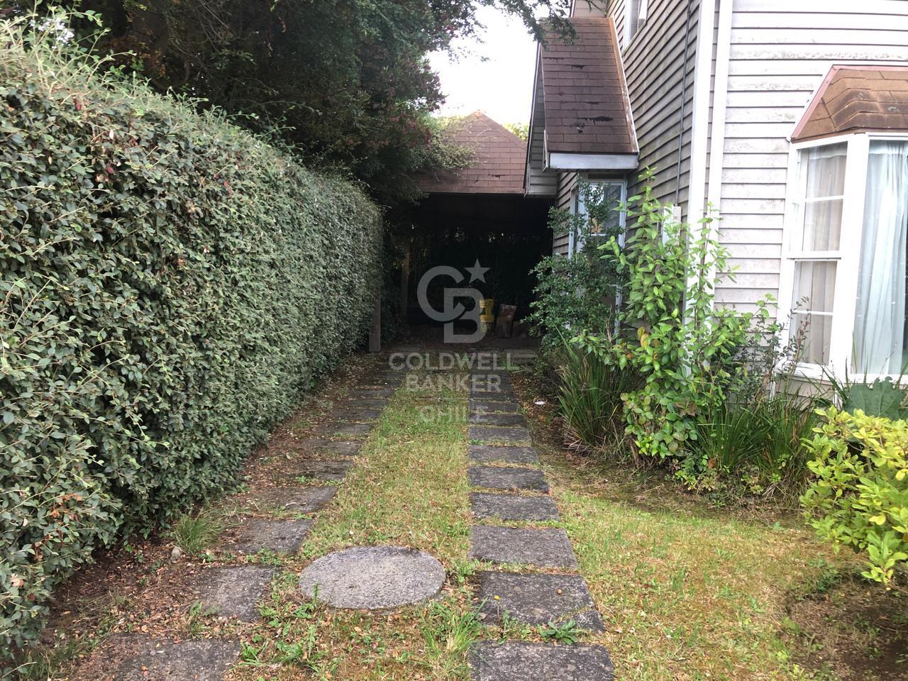 Puerto Varas, Chile, 4 Bedrooms Bedrooms, ,3 BathroomsBathrooms,Residential,For Sale,1857721