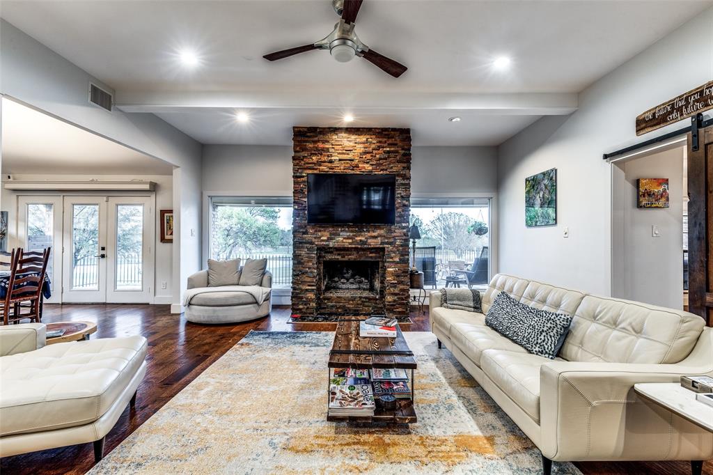 Dallas, Texas, 75228, United States, 4 Bedrooms Bedrooms, ,3 BathroomsBathrooms,Residential,For Sale,1888632