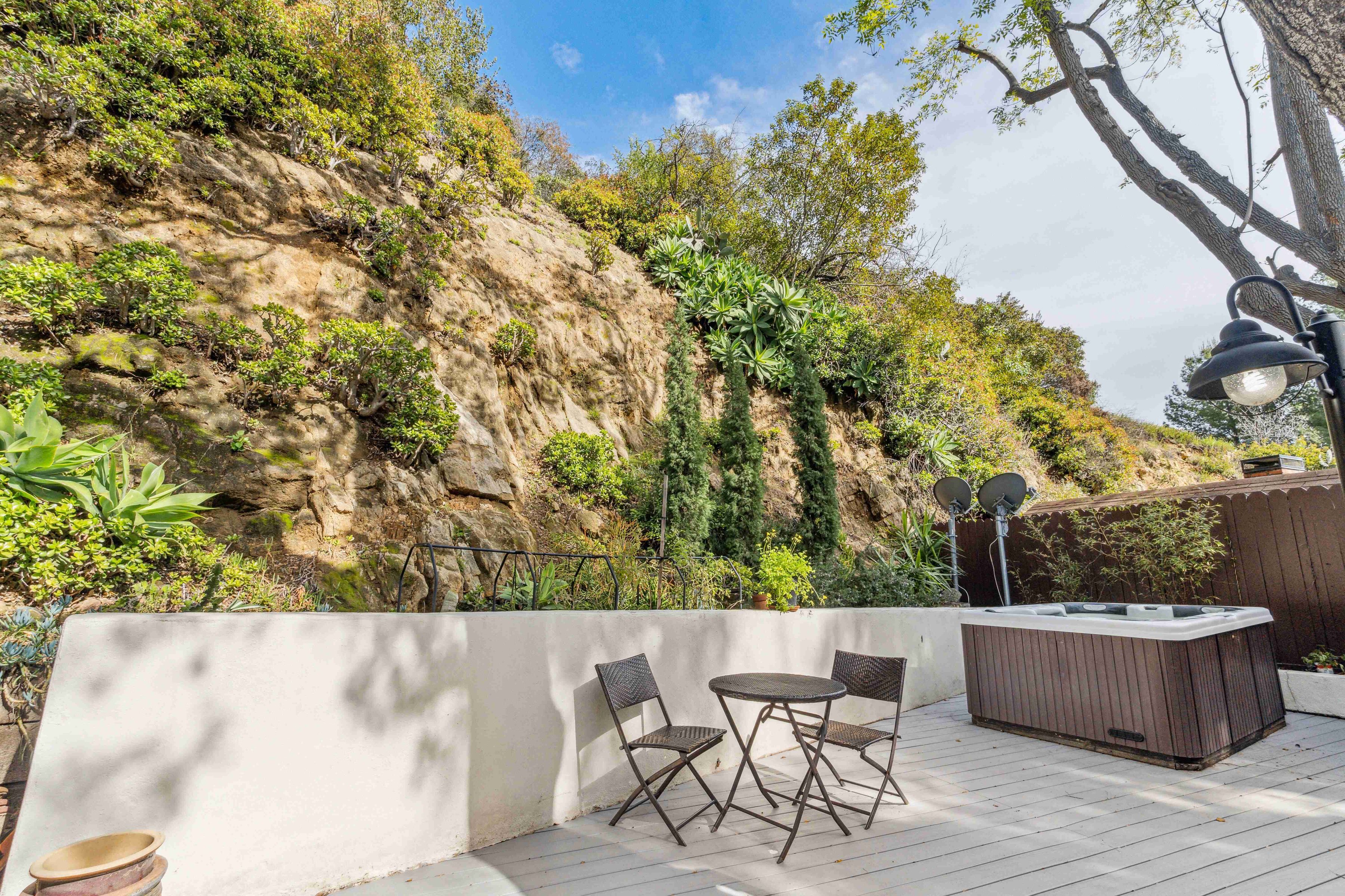  10037 Reevesbury Dr - 物件實景