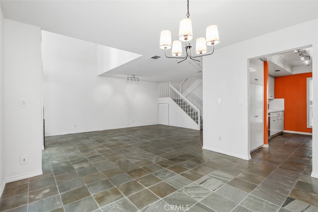 Northridge, California, 91325, United States, 2 Bedrooms Bedrooms, ,3 BathroomsBathrooms,Residential,For Sale,1991947